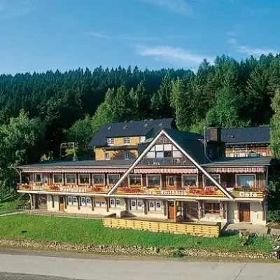 csm_allg-contentbild-hausansicht_e584c31148.jpg